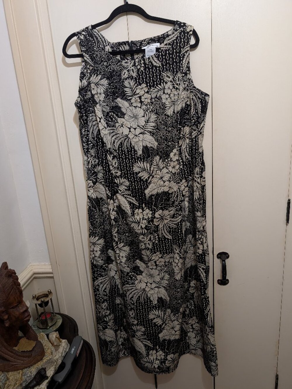 Danny & Nicole lovely Blk & Tan midi dress -tropical flowers-Sleeveless -Sz 16W